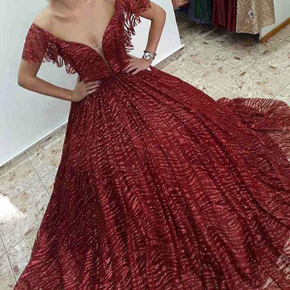 Profile Picture of Iliriana Shabani (@liraandi) on Poshmark