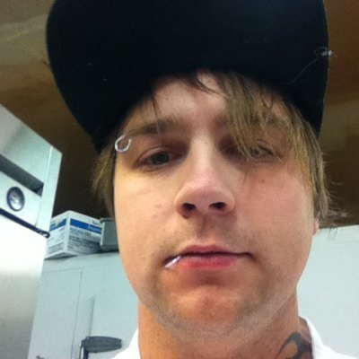 Profile Picture of Michael Dagenais (@xriddlebox1985) on Twitter
