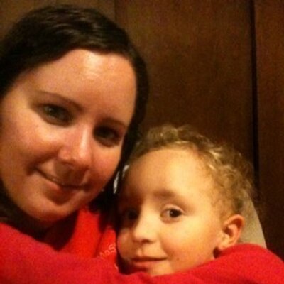 Profile Picture of Kimberly Edmondson (@kiscaro) on Twitter