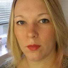 Profile Picture of Charlotte  Bennett (@calamity_chaz) on Twitter