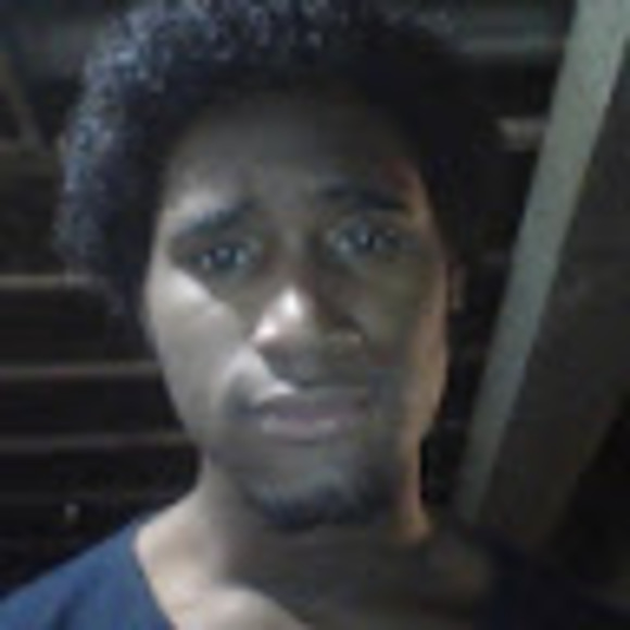 David Geeter - Poshmark Profile Picture of David Geeter (@davidgeeter25) on Poshmark