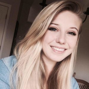 Profile Picture of Abby Simmons (@abbymaysayhey) on Myspace