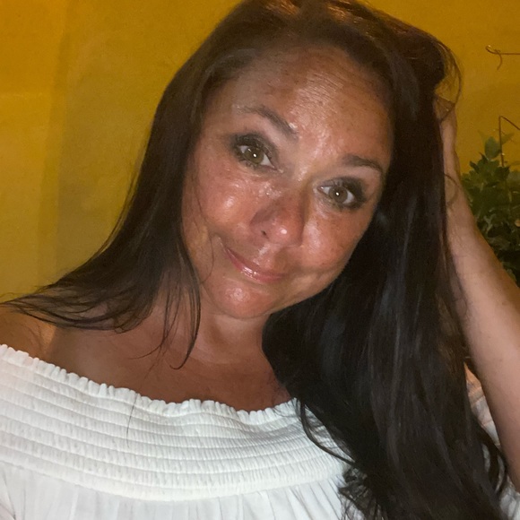 Michelle Balck - Poshmark Profile Picture of Michelle Balck (@shelbellina) on Poshmark