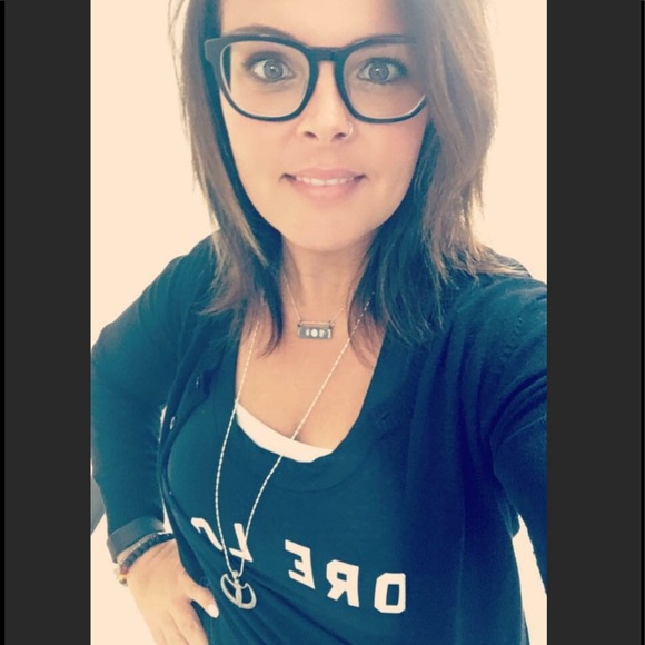 Profile Picture of Stacey Gibbons (@mssgibbons) on Poshmark