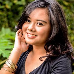 Profile Picture of Molly M. McArthur (@McarthurMollie) on Twitter