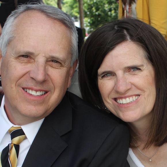 Profile Picture of Julie Garlick (@julesgirl7) on Poshmark