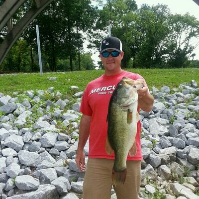 Profile Picture of Josh Bragg Fishing (@JBraggFishing) on Twitter