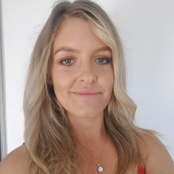 Profile Picture of Crystal Salmon (@thelitgypsy) on Poshmark