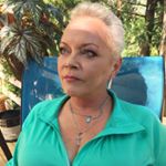 Profile Picture of Beth Irving Schjott (@bschjott) on Instagram