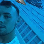 Profile Picture of Aaron Denis Fowle🕺🏼 (@aaron.fowle) on Instagram