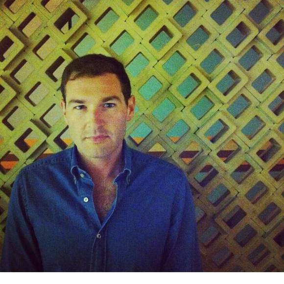 Profile Picture of Jonathan Miller (@jonzmiller) on Poshmark