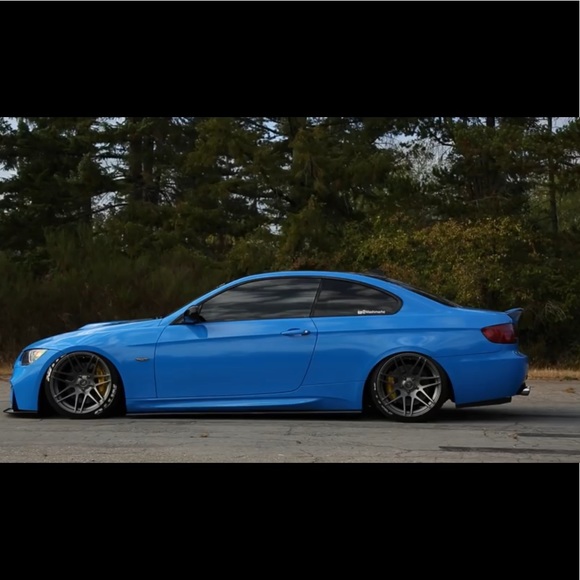 Roberto Sanchez - Poshmark Profile Picture of Roberto Sanchez (@roblali) on Poshmark