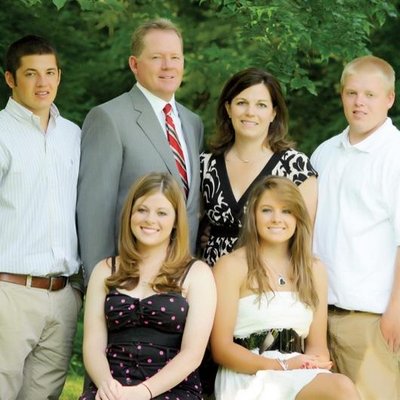 Profile Picture of Robert Patrick (@LordPetrino) on Twitter