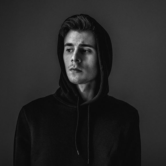 Profile Picture of Olivier Duclos (@duclos769) on Poshmark