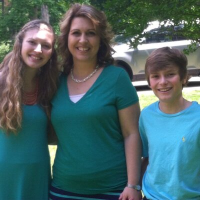 Profile Picture of Audrey Hale (@audjerm94) on Twitter