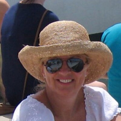 Profile Picture of Lynn Elliott (@LynnElliottlynn) on Twitter