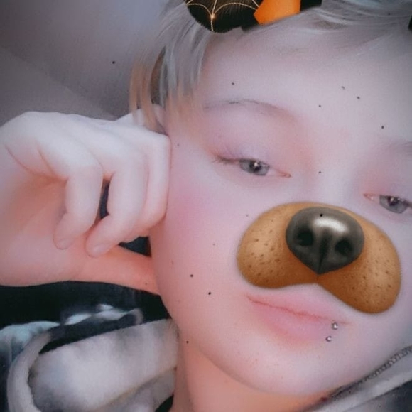 Profile Picture of Krystal Wagner (@justsomeone1) on Poshmark