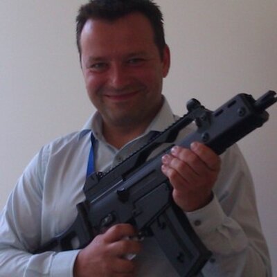Profile Picture of Geoffrey Karl Iveson (@1234Karl) on Twitter
