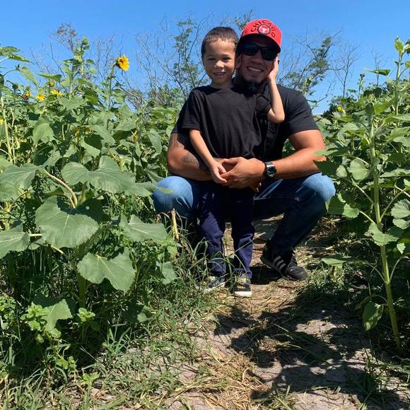 Profile Picture of Edward Rivera (@riveraed34) on Poshmark