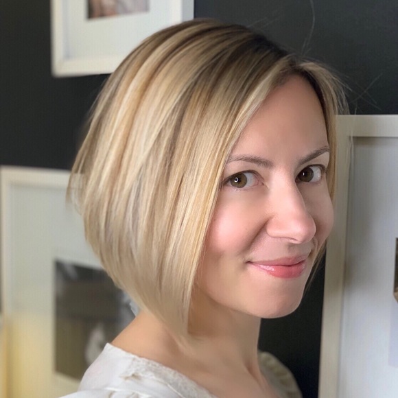 Profile Picture of Vlada Zhitomirsky (@vladaz) on Poshmark