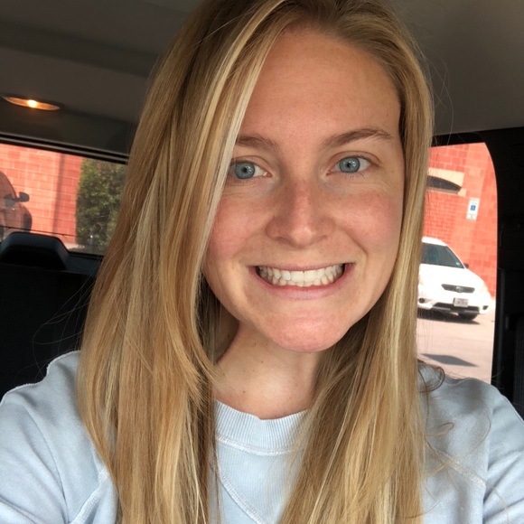 Profile Picture of Maggie Monogue (@magmono) on Poshmark