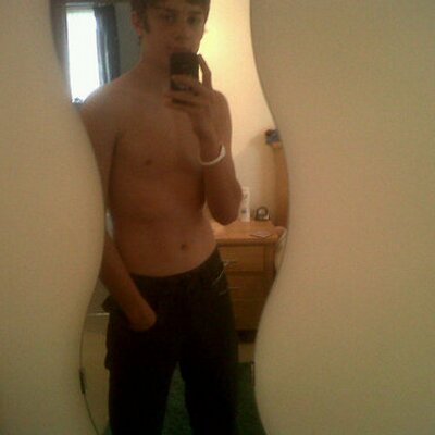 Profile Picture of Stephen Pascoe (@_juststeve_) on Twitter