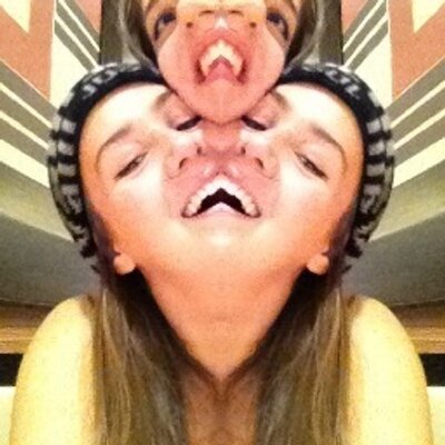 Profile Picture of Alma (@Aurea_unum) on Twitter