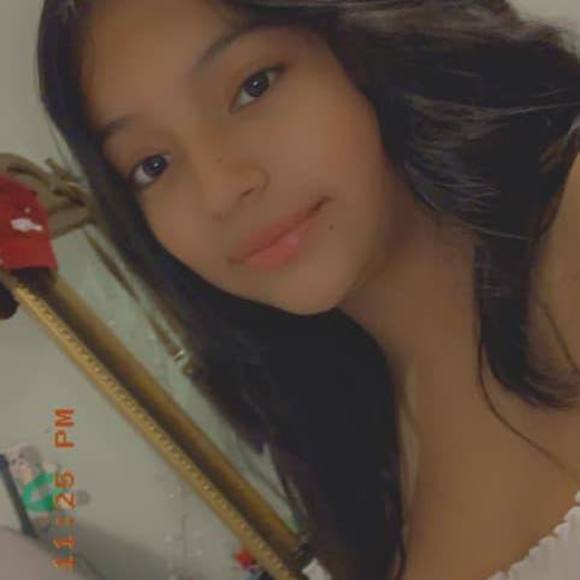 Profile Picture of Kathereen Reyes (@kathereen) on Poshmark