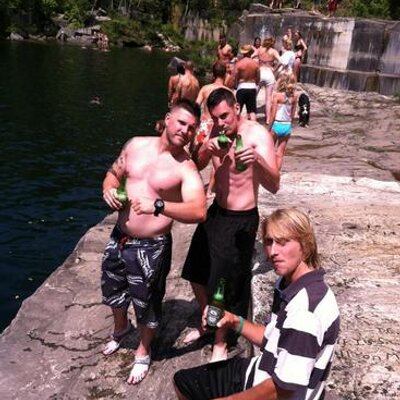 Profile Picture of Sean Burch (@lost12866) on Twitter