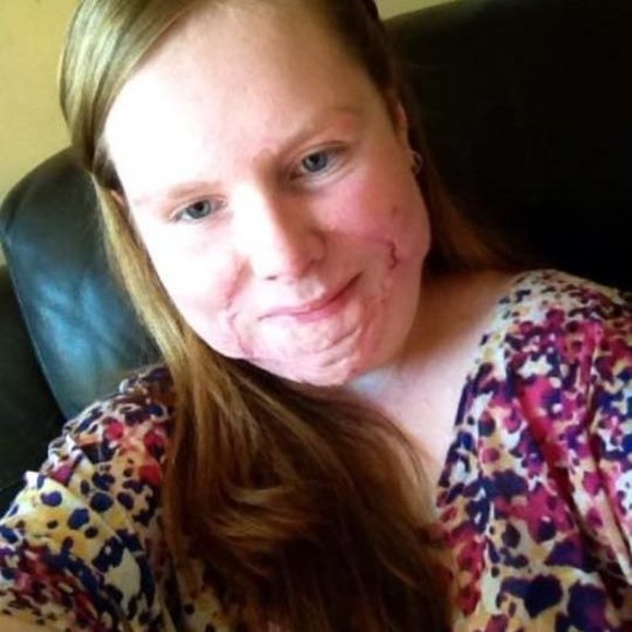 Profile Picture of Chloe Worker (@chloeworker) on Poshmark