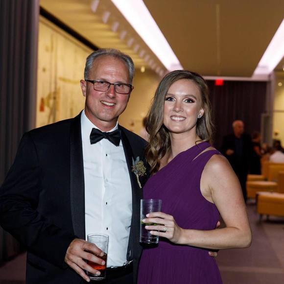 Profile Picture of Hannah Muzzillo (@hmuzz) on Poshmark