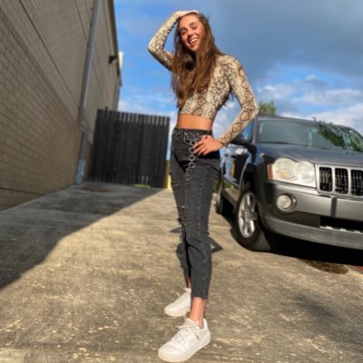 Profile Picture of Lilly Ferguson (@lillyfe15367236) on Twitter