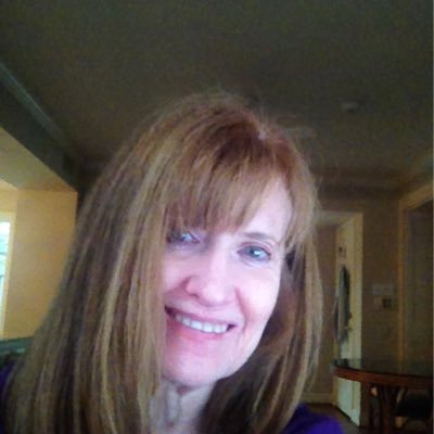 Profile Picture of Elaine Davis (@PryorDavis) on Twitter