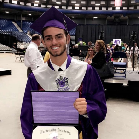 Profile Picture of Justin Ducote (@justin_ducote) on Poshmark