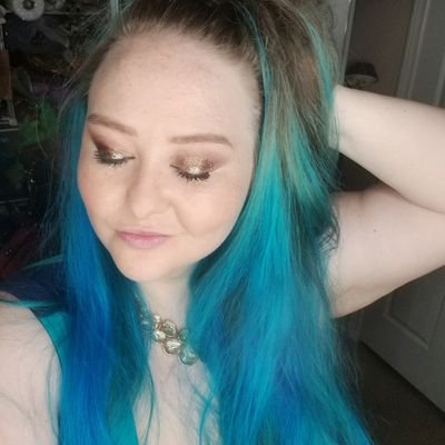 Profile Picture of Stephanie Louise (@StephLouiseATB) on Twitter