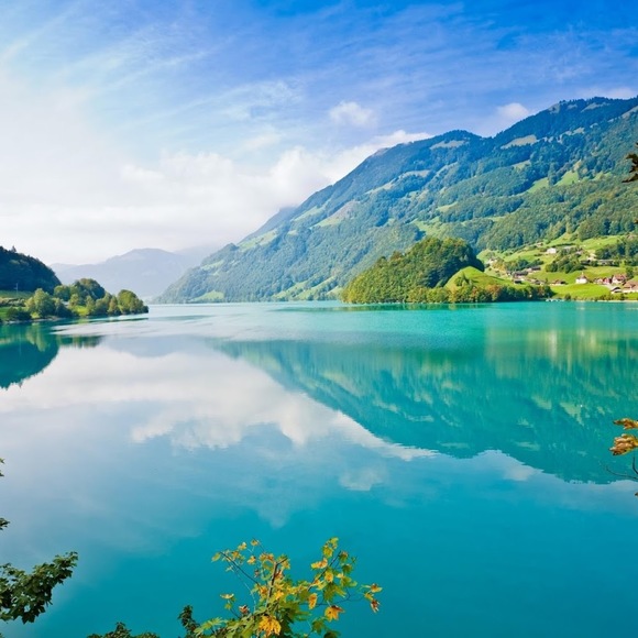 Profile Picture of Javier Pastrana (@javierpastrana) on Poshmark