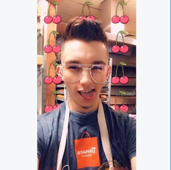 Profile Picture of Bryan Rubio (@bryan_rubio) on Poshmark