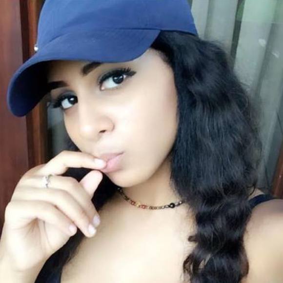 Profile Picture of Rayna Krayem (@crayem111) on Poshmark