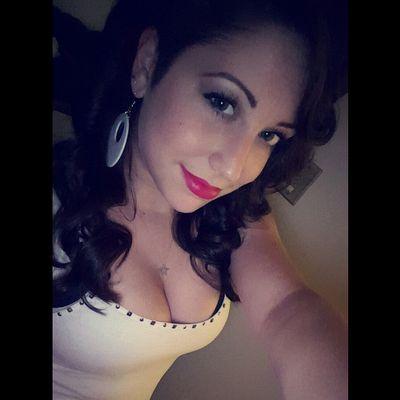 Profile Picture of Alexa Moore (@AlexaaMoore) on Twitter