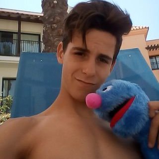 Marc Salinas Martine - Twitter Profile Picture of Marc Salinas Martine (@lahdbdodbevd) on Twitter