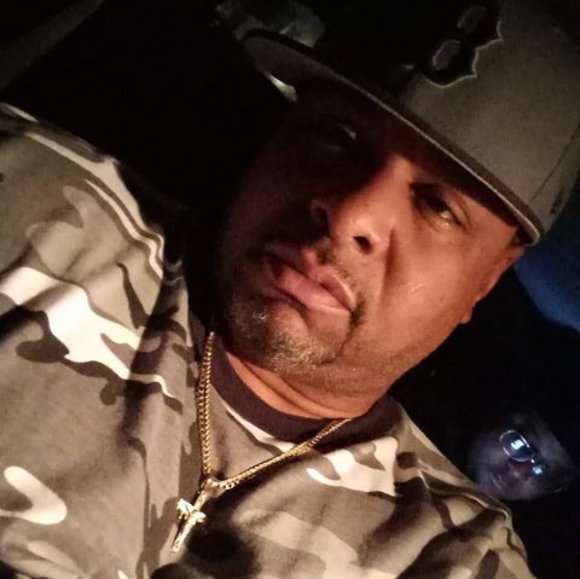 Profile Picture of Michael Shamberger (@shamberger456) on Poshmark