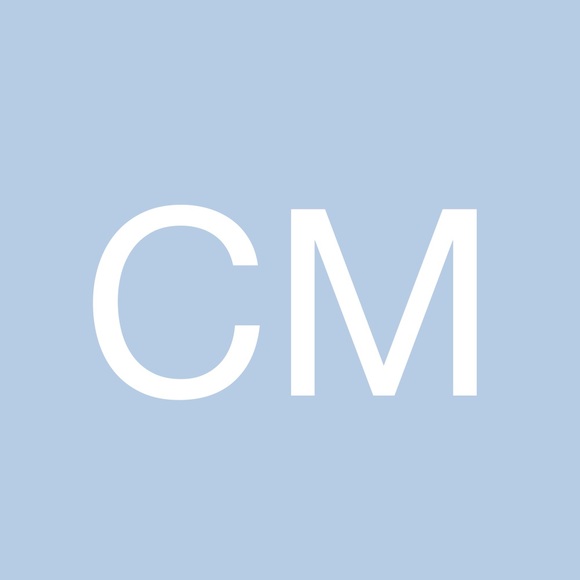 Profile Picture of Catharine Mannering (@floh1984) on Poshmark
