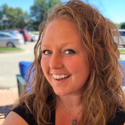 Profile Picture of Heather Lynne Walker (@HeatherLWalker) on Twitter