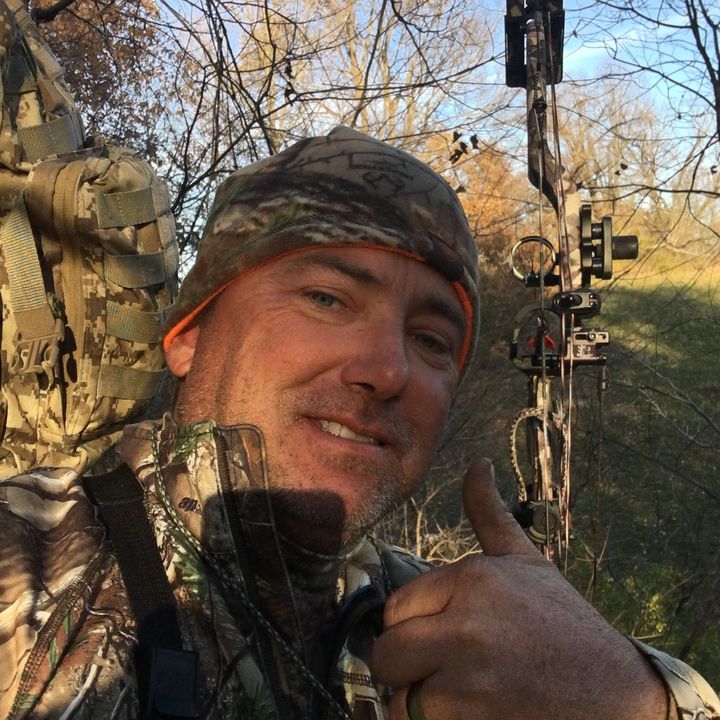 Profile Picture of LaBee (@scottlabee) on Tiktok