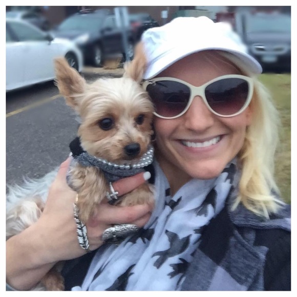 Profile Picture of Danyelle Ditchie (@danyellemaried) on Poshmark