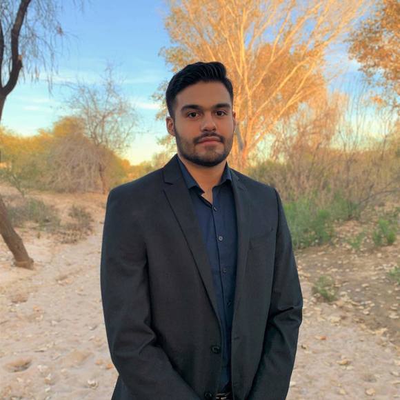 Profile Picture of Chris Gallegos (@chrisgallego180) on Poshmark