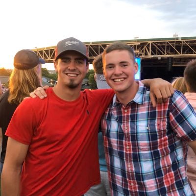 Profile Picture of Garrett Wood (@garrettw1999) on Twitter