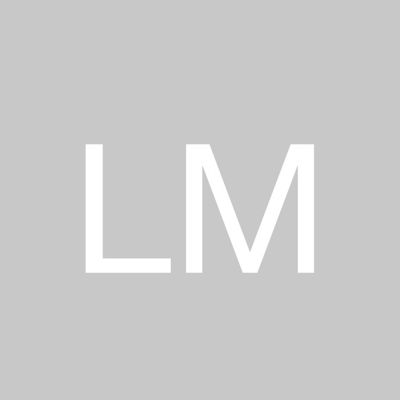 Profile Picture of Landyn Mumbulo (@landynmumbulo41) on Poshmark
