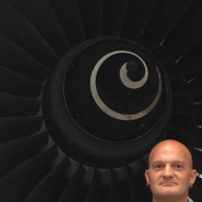 Profile Picture of Benjamin Beyer (@mrbluemi) on Twitter