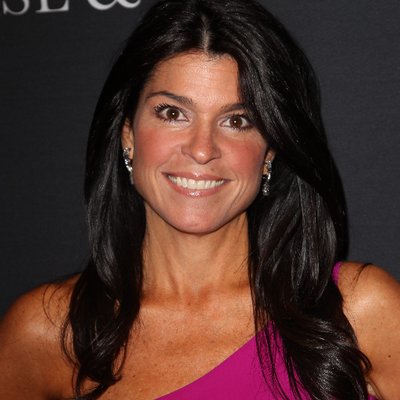 Profile Picture of Maureenon Twitter